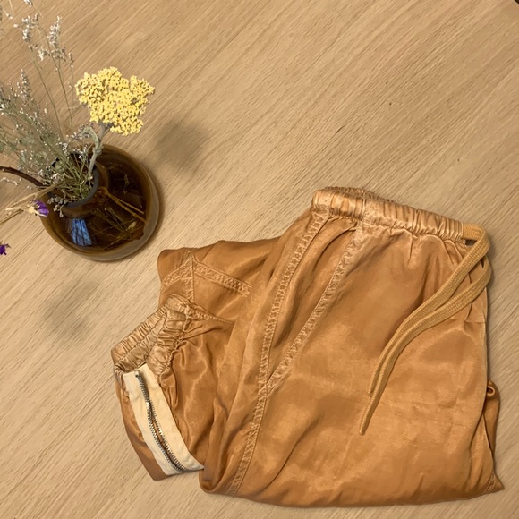 Freecity Satin/Glass Parachute Pant - Picture 2 of 11